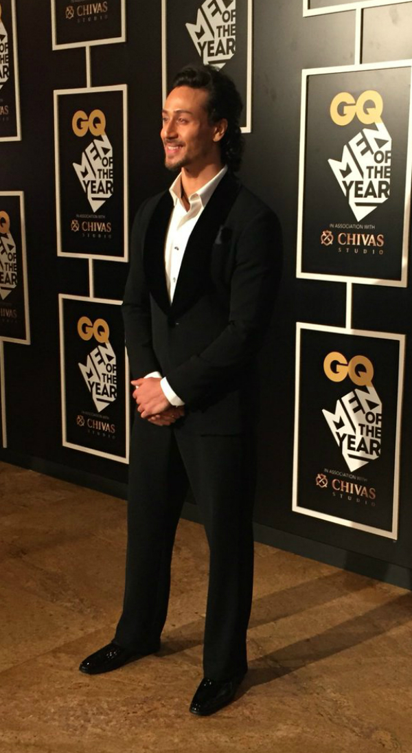 GQ Awards 2016: Ranveer Singh, Radhika Apte, Kangana Ranaut, Tiger Shroff  SIZZLED at the glitzy affair - view HQ Images! - Bollywood News & Gossip,  Movie Reviews, Trailers & Videos at